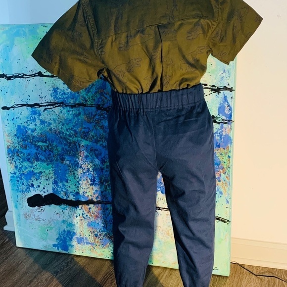 - Boys 2 Piece Button -up W/Pants - Picture 4 of 5